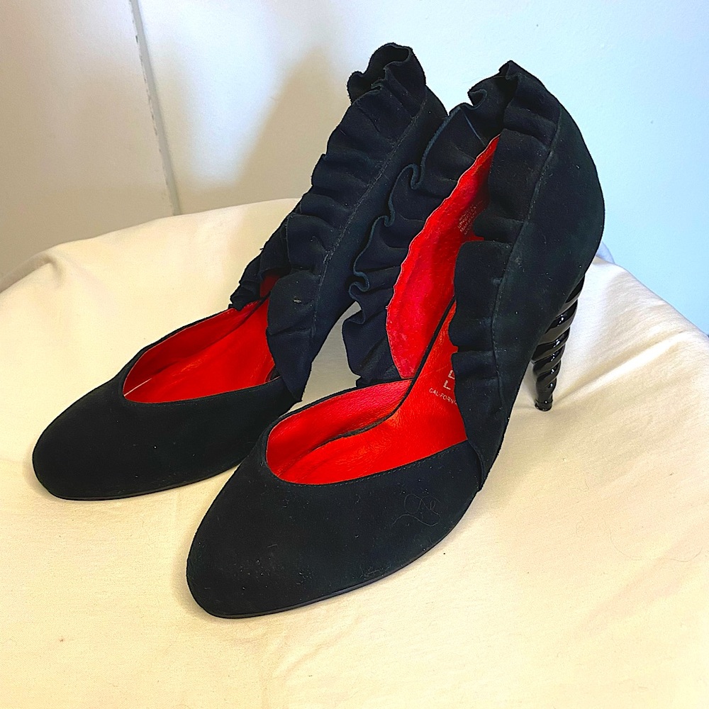 Jeffrey Campbell Michelle Unicorn Pump Black Suede